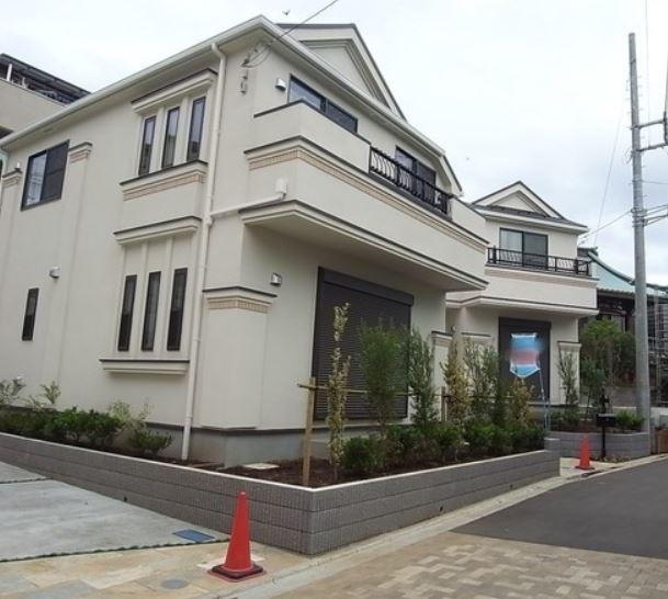 Local appearance photo