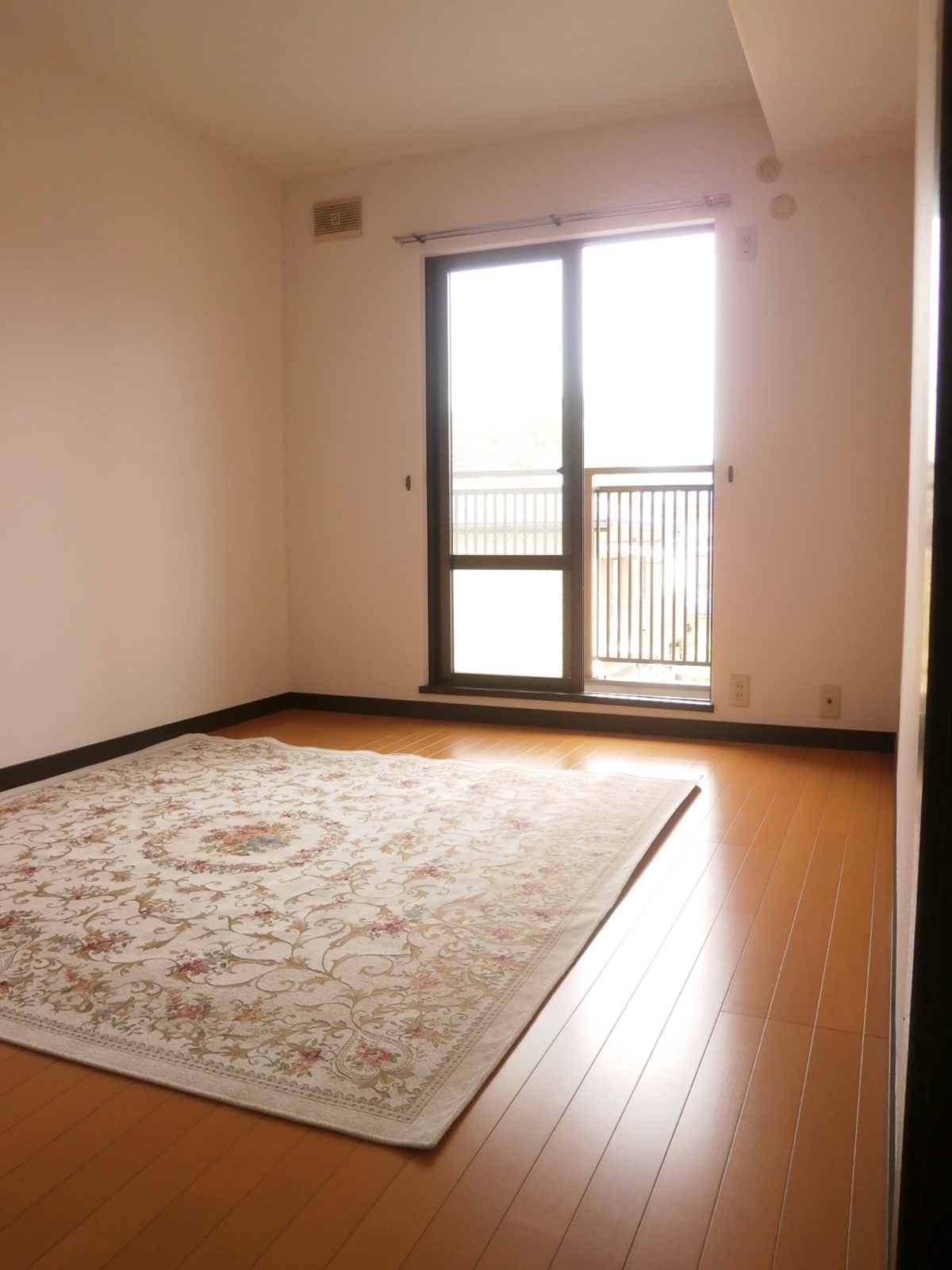 Living and room. Western-style 7 Pledge all rooms, We flooring Chokawa ☆