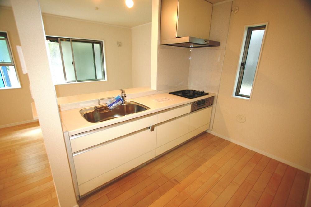 Same specifications photo (kitchen). Room (August 2013) Shooting