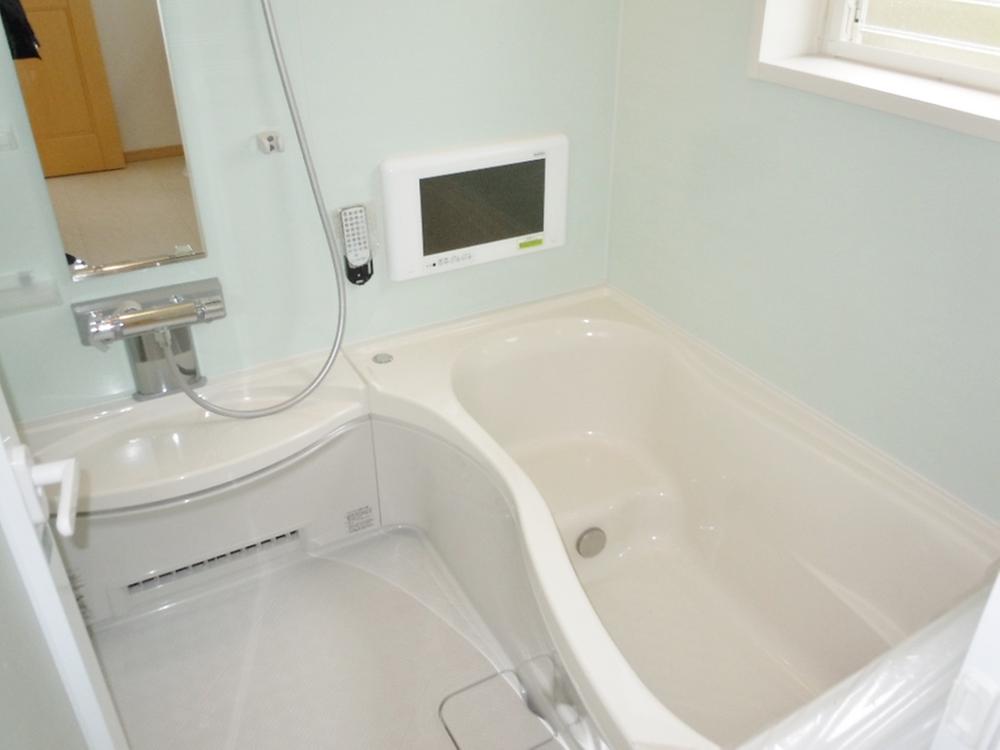 Bathroom. With with dryer heating function, Mist sauna, 15 inches TV has been with.