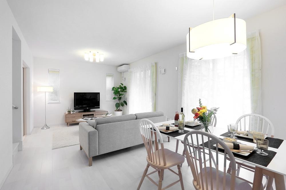 Living. Lead the family, Town of Tokimeki. In couple, Parents and children, In the family, While enjoying the life of this town, Foster a life rich. Will begin lives of families every day was full of excitement. Indoor (10 May 2013) Shooting