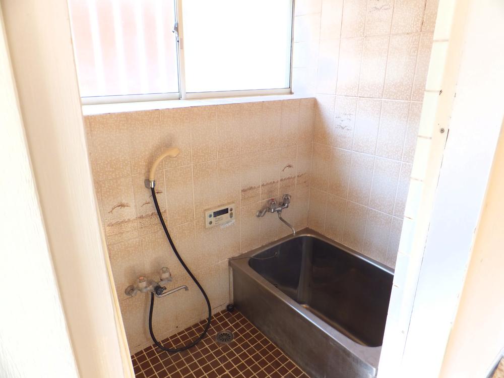 Bathroom. Heal fatigue of the day