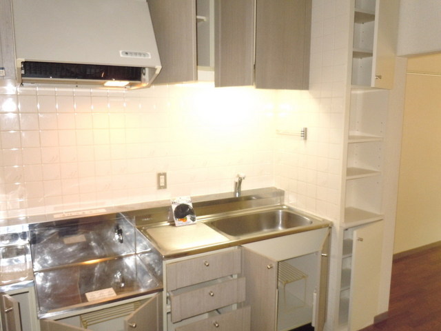 Kitchen.  ☆ Kitchen storage is plenty ☆ 
