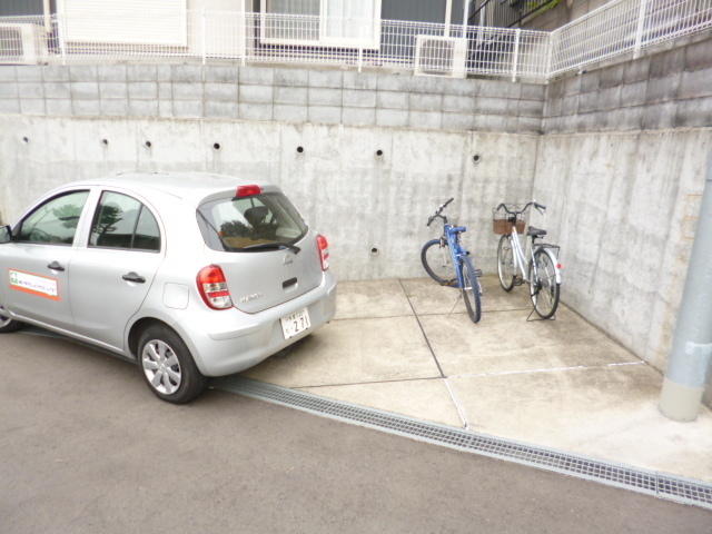 Other common areas.  ☆ There are bicycle parking lot ☆