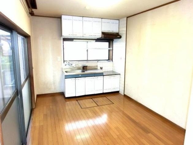 Kitchen. Bright kitchen with cleanliness