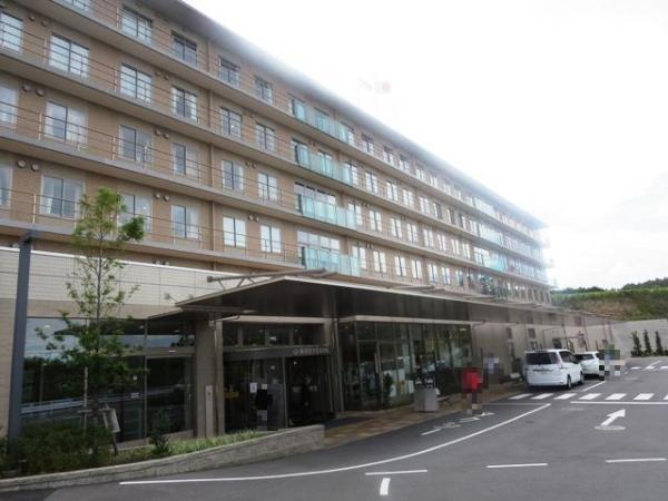 Hospital. ShinYuri months hill to General Hospital 560m