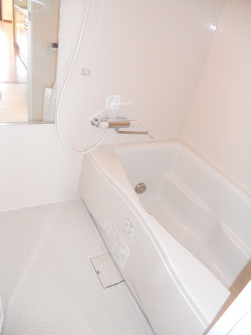 Bath. Spread of bathtub ☆