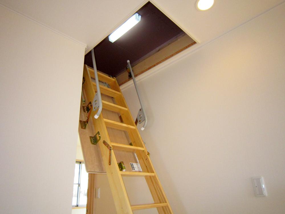 Same specifications photos (Other introspection). Same specifications