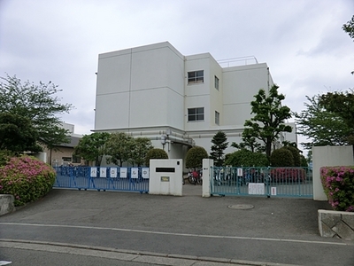 Primary school. Katahira to elementary school (elementary school) 1200m