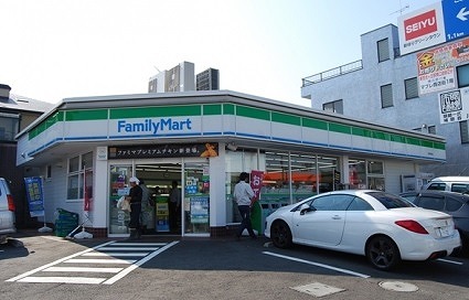 Convenience store. 815m to FamilyMart Ozenji Nishiten (convenience store)