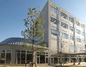 University ・ Junior college. Private Den-en Chofu University (University ・ 609m up to junior college)