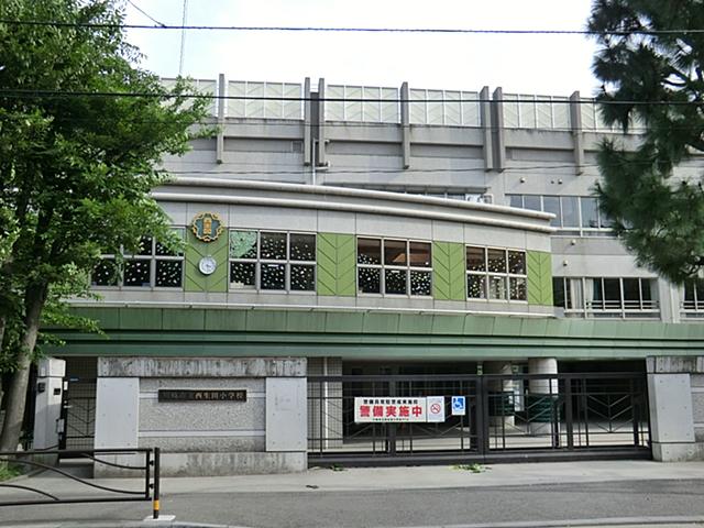 Primary school. 450m to the Kawasaki Municipal Nishiikuta Elementary School