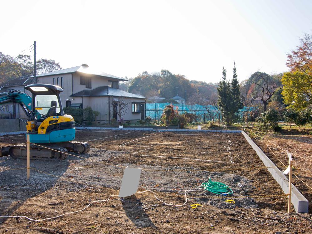 Local appearance photo. Local (12 May 2013) Shooting