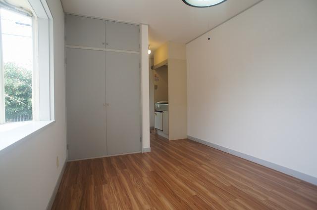 Living and room