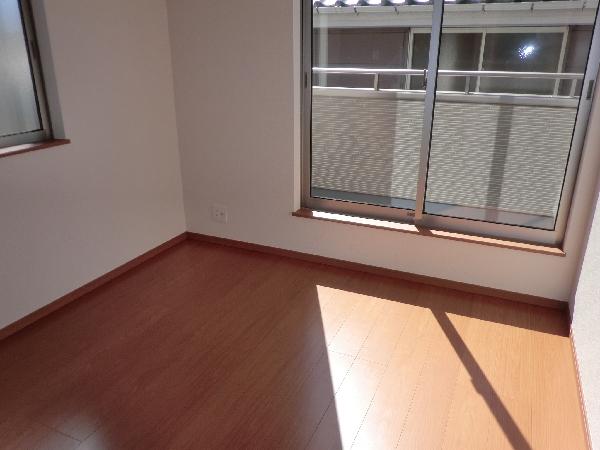 Non-living room. 2 Kaiyoshitsu 5.7 Pledge