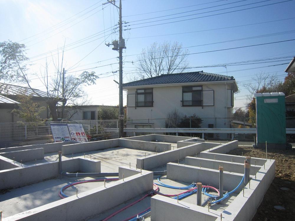 Local appearance photo. Since the model house is located in near you, At the same time it offers tour ☆ 2014 February scheduled to be completed!
