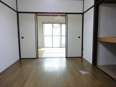 Living and room. You can distinguish the rooms at the Western and Japanese-style room