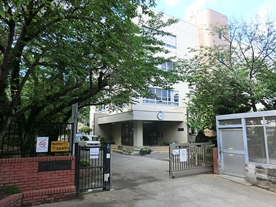 Primary school. Nagasawa to elementary school (elementary school) 1060m