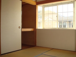 Living and room. There bay windows on the second floor of a Japanese-style room