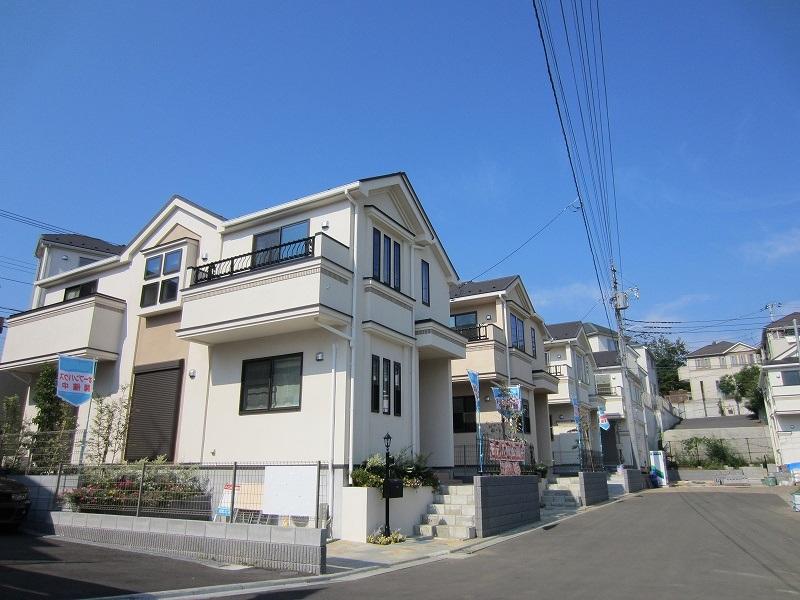 Local appearance photo. Local (09 May 2013) Shooting