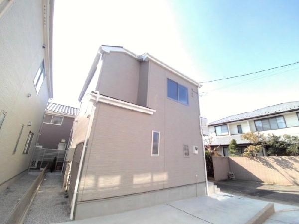 Local appearance photo. Land 30 square meters of shaping land