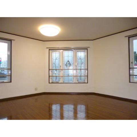 Living and room