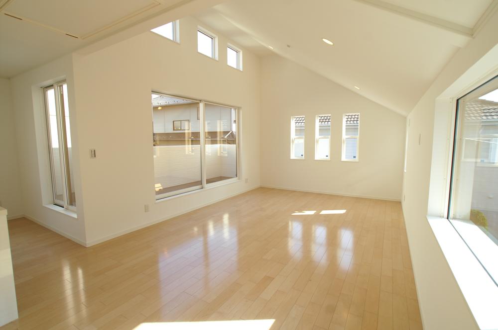 Living. Room (May 2013) Shooting