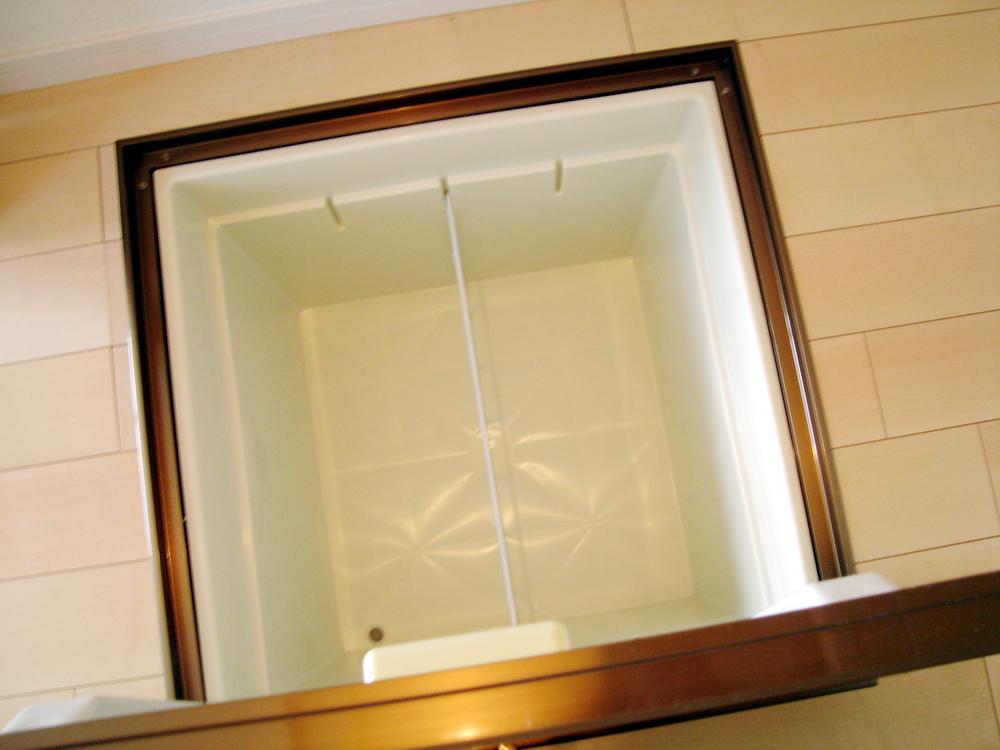 Other Equipment. Save and keep goods such as, It can be used to various things.