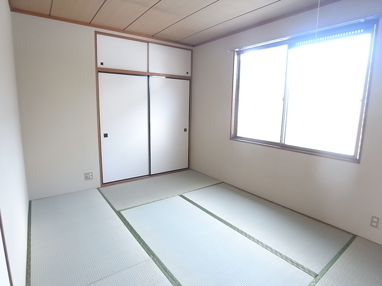 Other room space. Second floor north side Japanese-style room (6 quires)