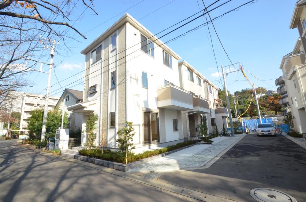 Local appearance photo. Is an environment that feels natural in a 4-minute walk station ☆