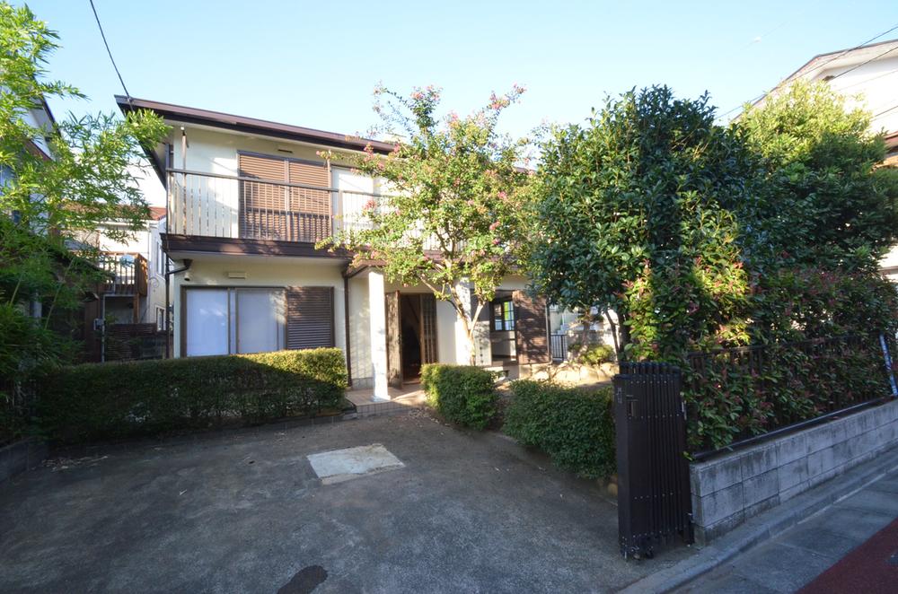 Local appearance photo. Day is good in the southeast corner lot ☆