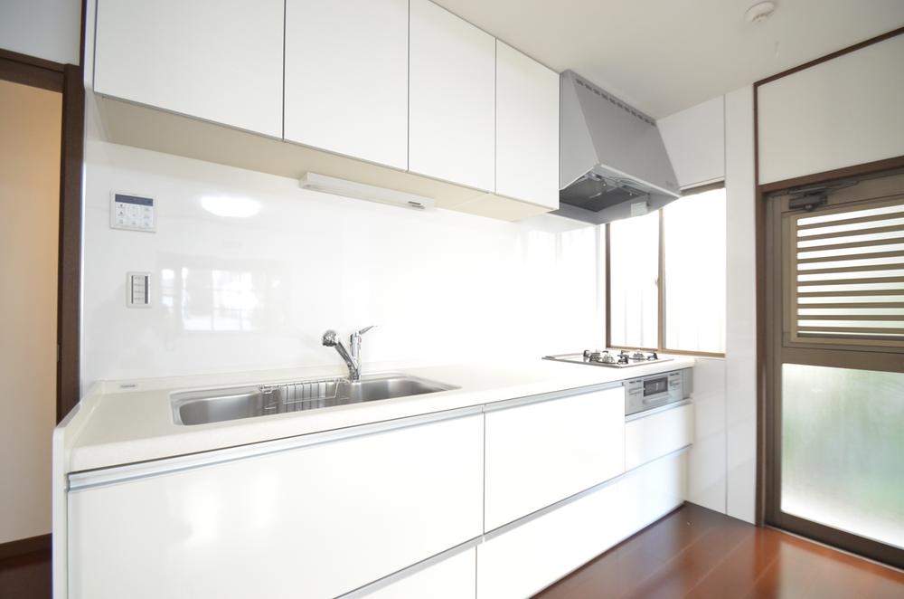 Kitchen. It kitchen is also happy with the new article ☆