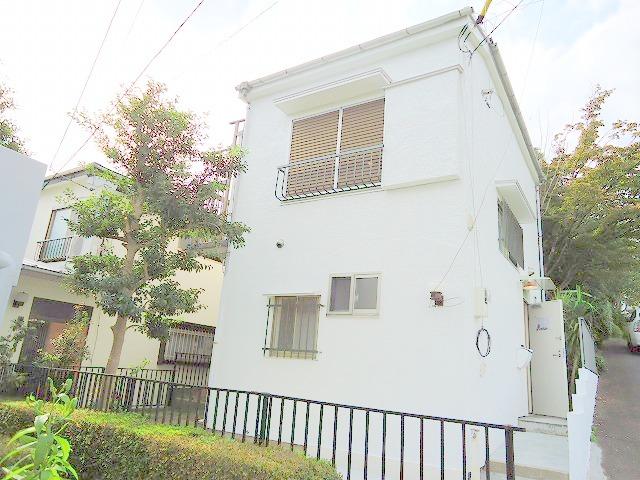 Local appearance photo. Please refer to the bright local.