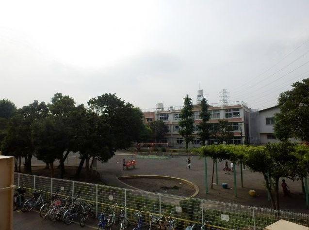 View photos from the dwelling unit