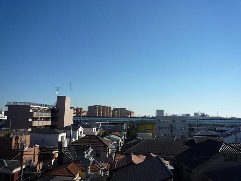 View photos from the dwelling unit. Local (12 May 2013) Shooting