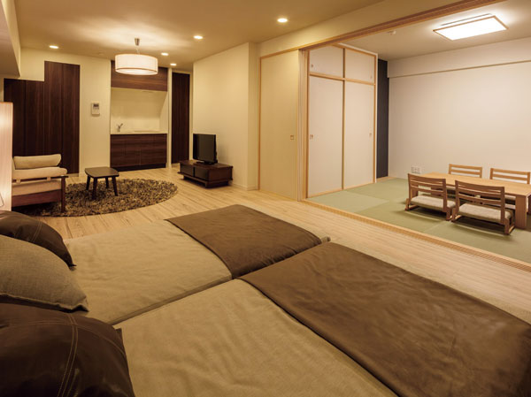 Shared facilities.  [Convenient guest room as your accommodation] Such as your parents and friends, Elegant guest rooms that can staying in the visited customers. The spacious space, kitchen ・ bus ・ Also equipped with toilet. (Paid)