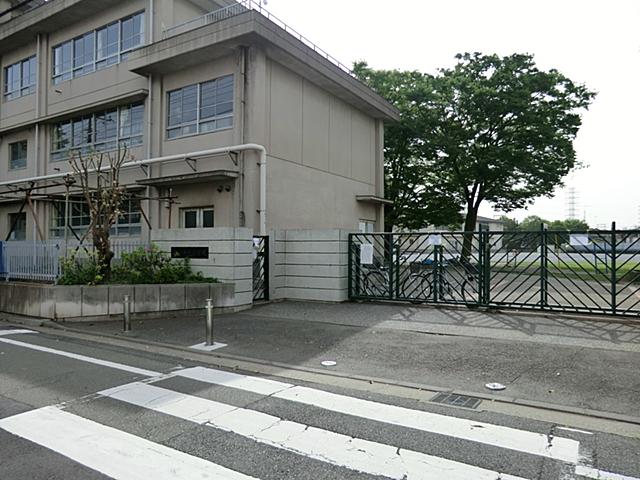 Primary school. Shinmachi 150m up to elementary school
