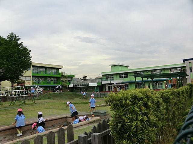 kindergarten ・ Nursery. 400m to Kannon kindergarten