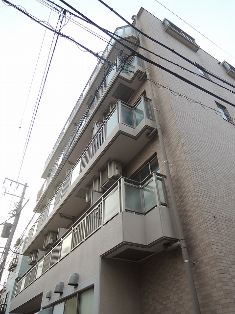 Building appearance. Kawasaki Station walk 10 minutes auto-lock security Mansion