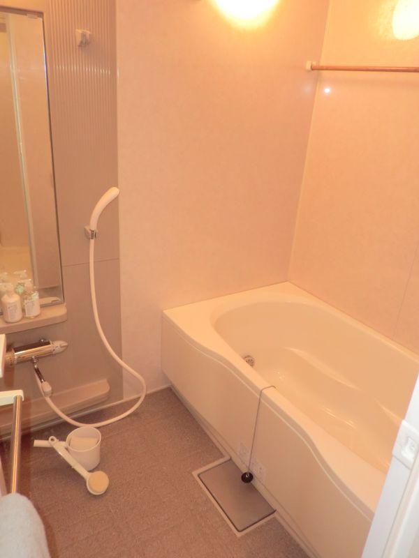 Bathroom. Bathroom -1