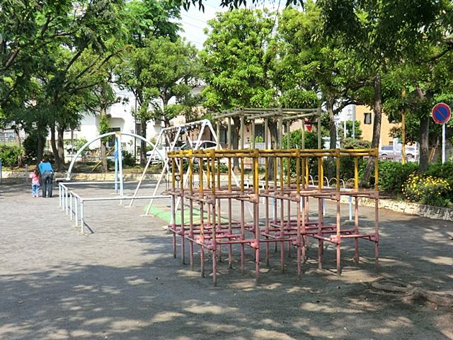 park. 10m to Shinmachi children's park