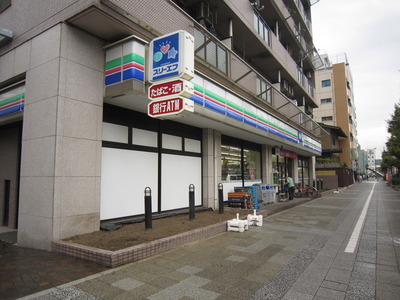 Convenience store. Three F Kawasaki Minamicho store up (convenience store) 107m