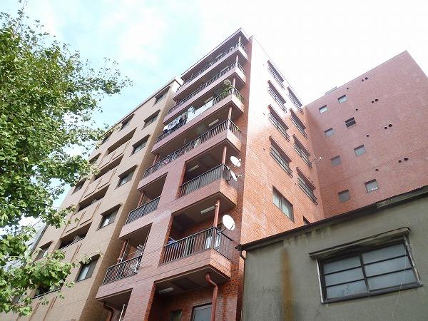 Local appearance photo. 2013 October 7 shooting