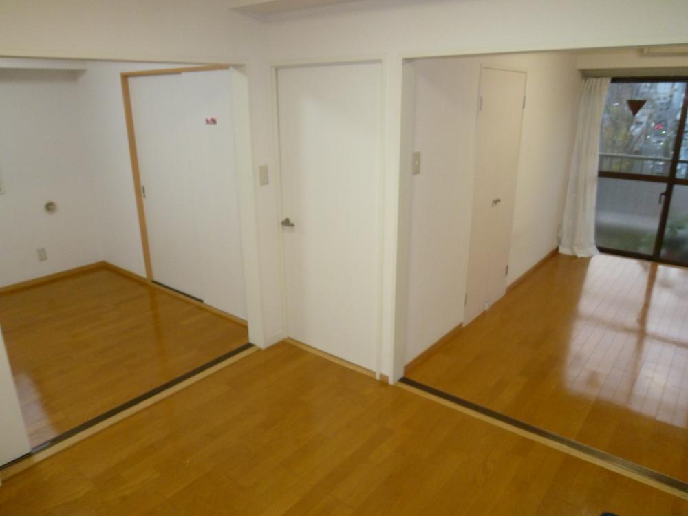 Non-living room. 2013 December 17, shooting