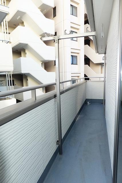 Balcony. Local (December 29, 2013) Shooting