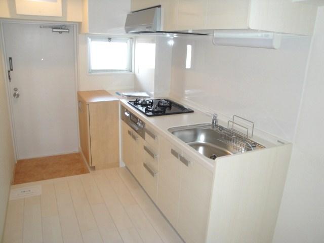 Kitchen. Indoor (September 2013) Shooting