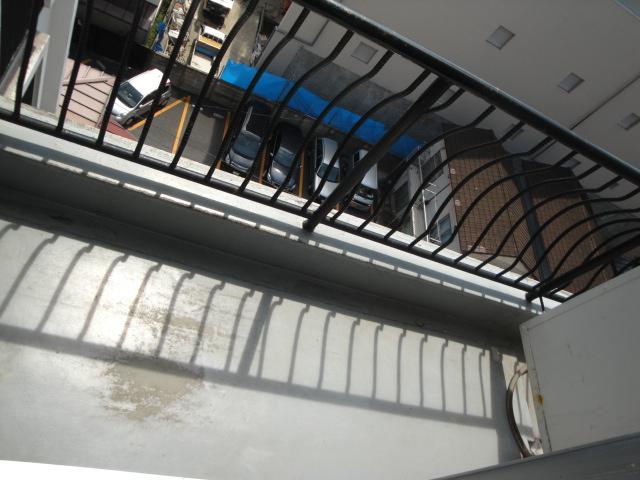 Balcony. Local (September 2013) Shooting