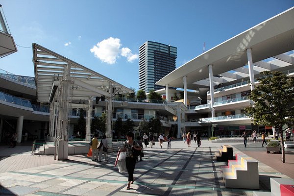 Shopping centre. Lazona 3300m to Kawasaki (shopping center)
