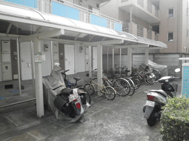 Other common areas.  ☆ Bicycle-parking space ☆