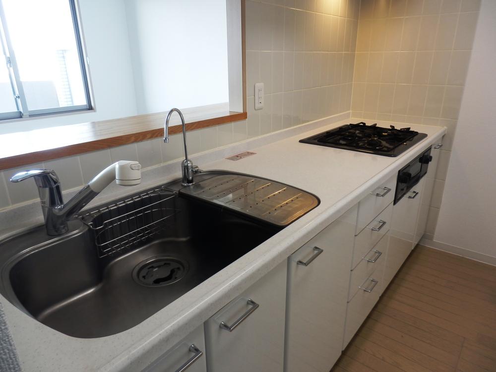 Kitchen. Indoor (April 2013) Shooting